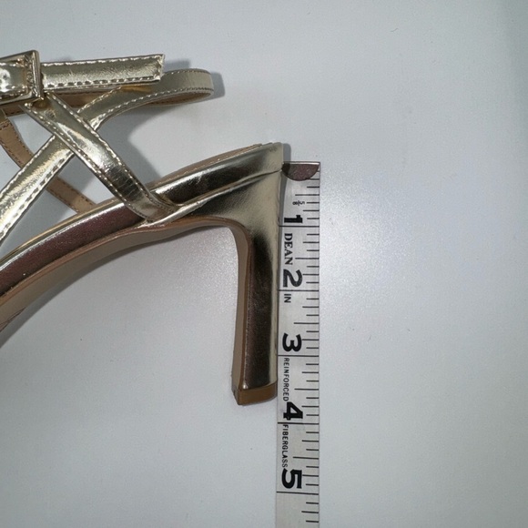 Jewel Badgley Mischka Women's Crystal Ankle Strappy Sandal Heeled NWOT - Picture 9 of 9